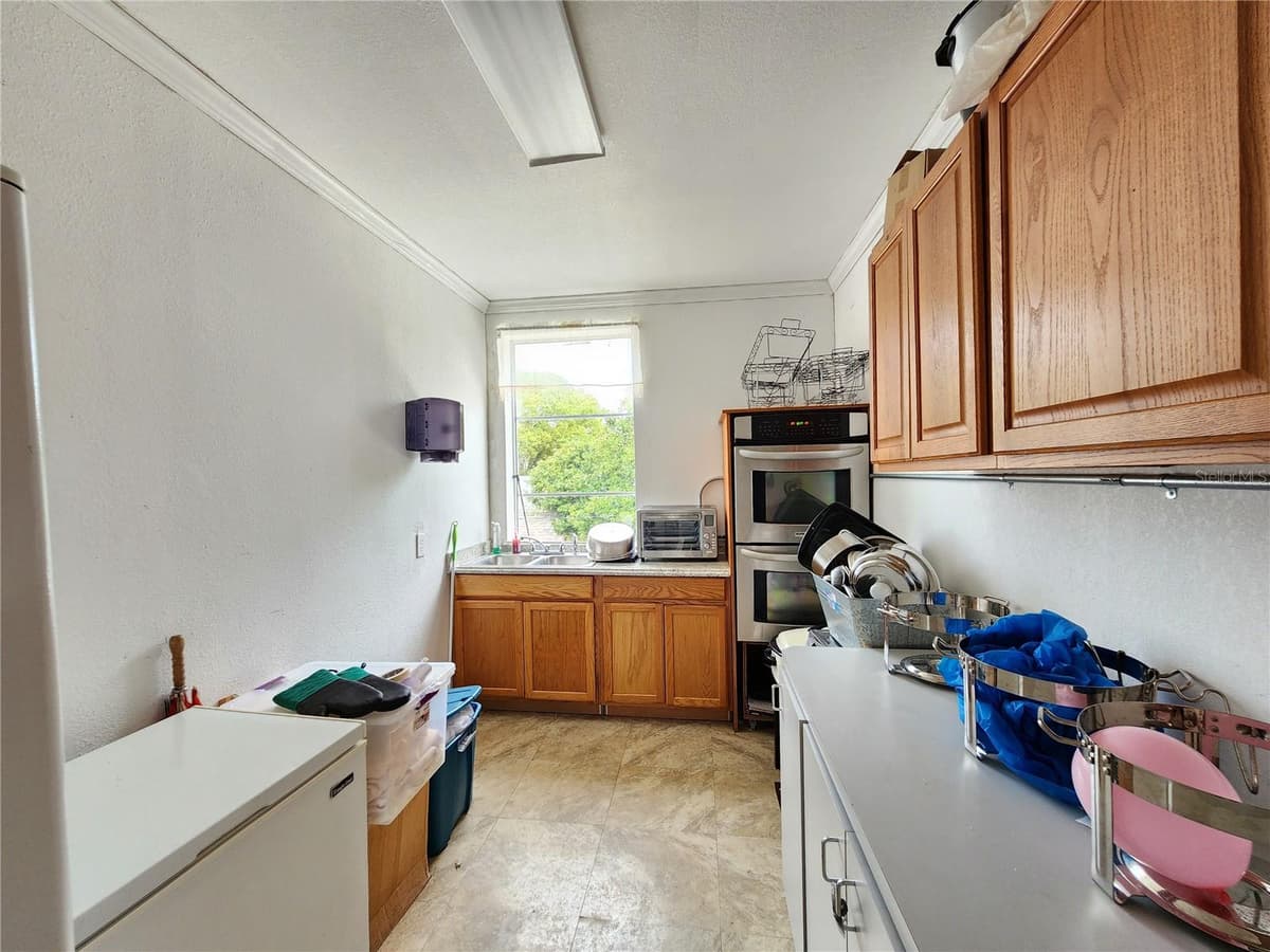 1315 9TH AVENUE — photo 44 of 81