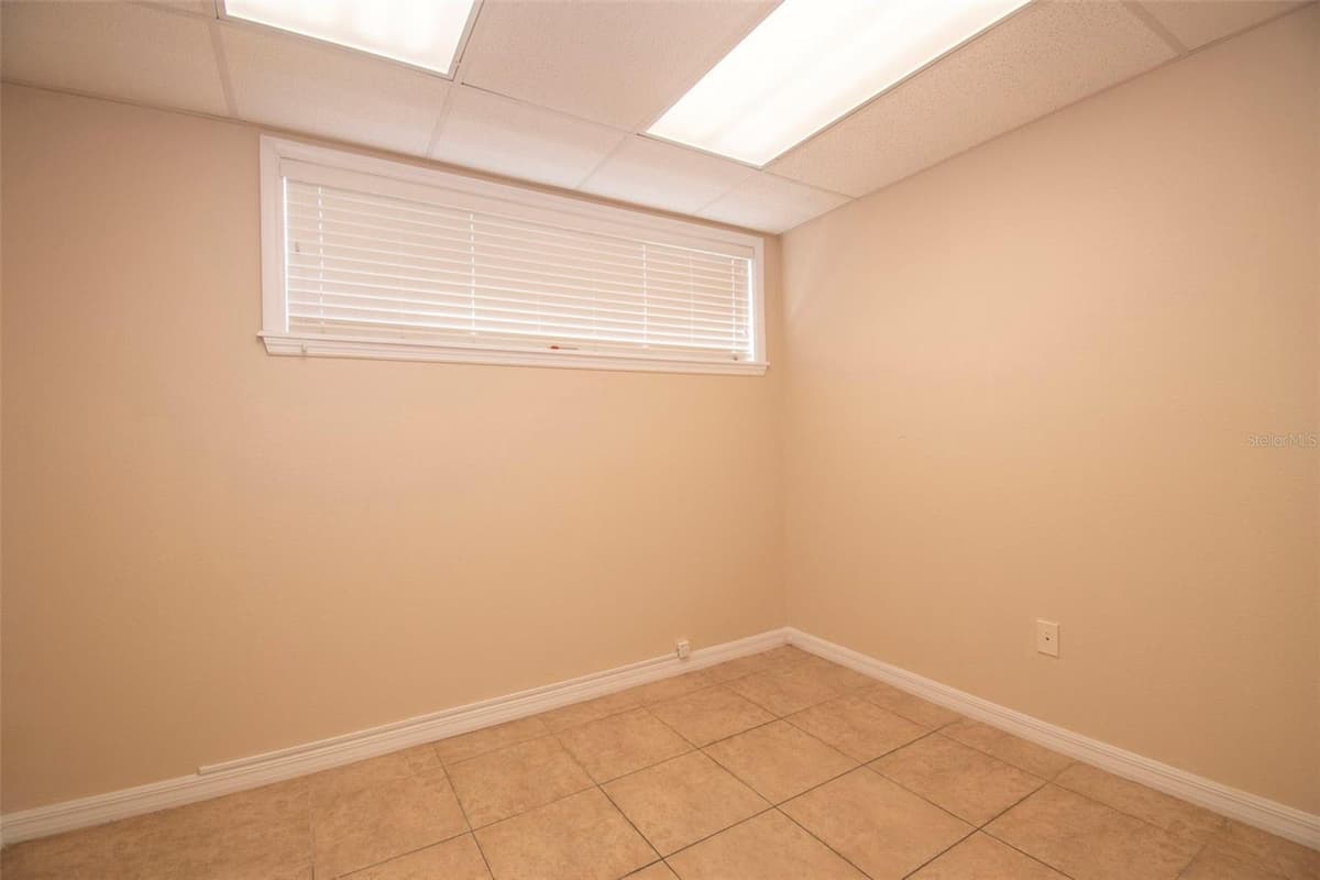 3221 TAMIAMI TRL — photo 6 of 45