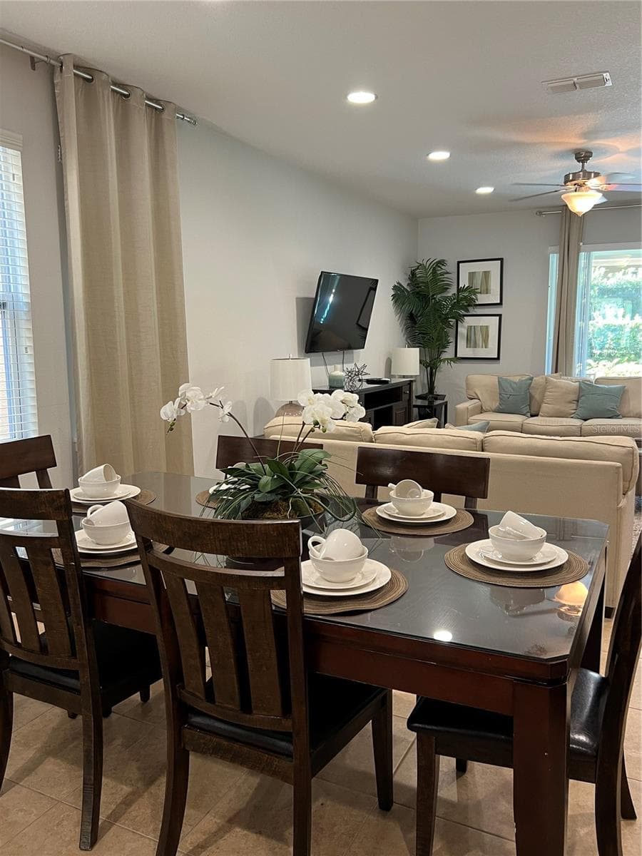 370 LASSO DRIVE — photo 7 of 93