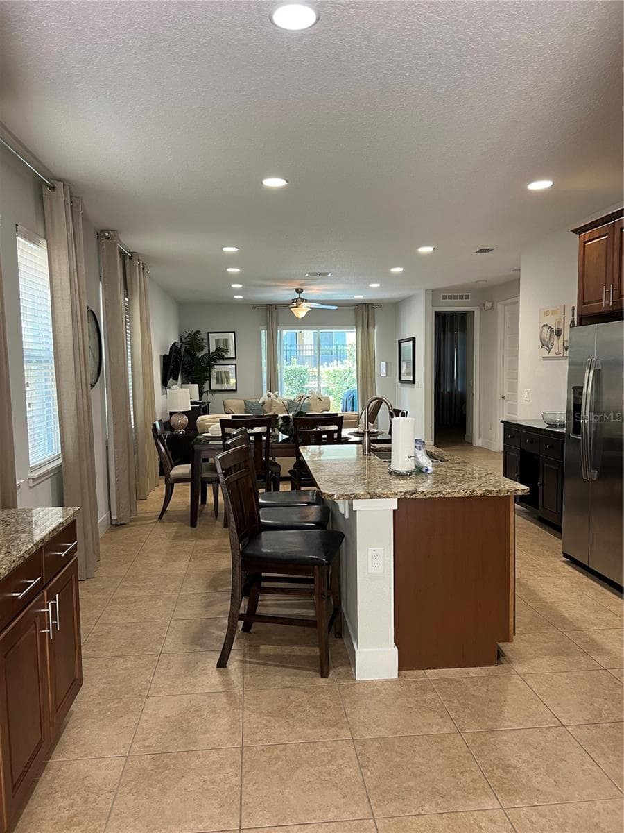 370 LASSO DRIVE — photo 13 of 93