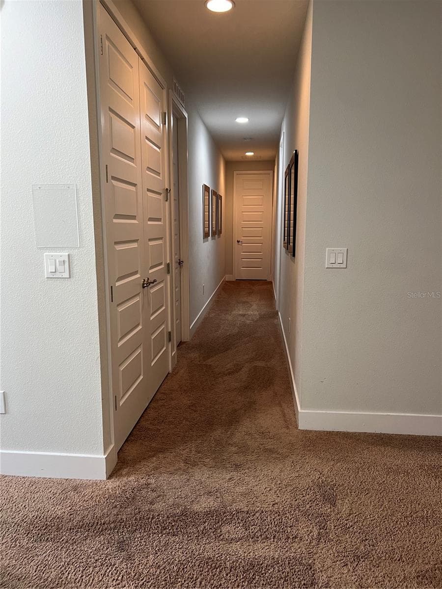 370 LASSO DRIVE — photo 34 of 93