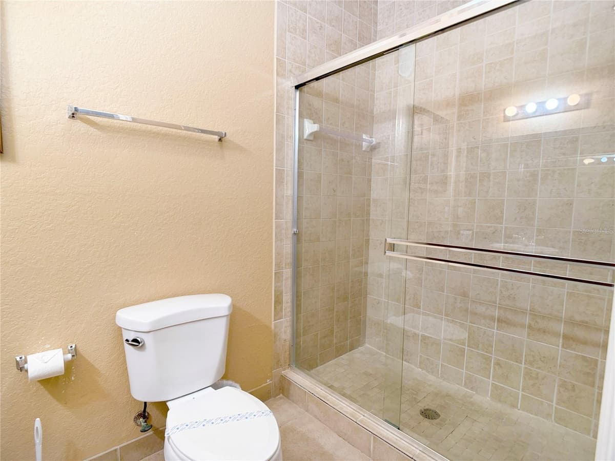 8010 TUSCANY WAY — photo 15 of 29