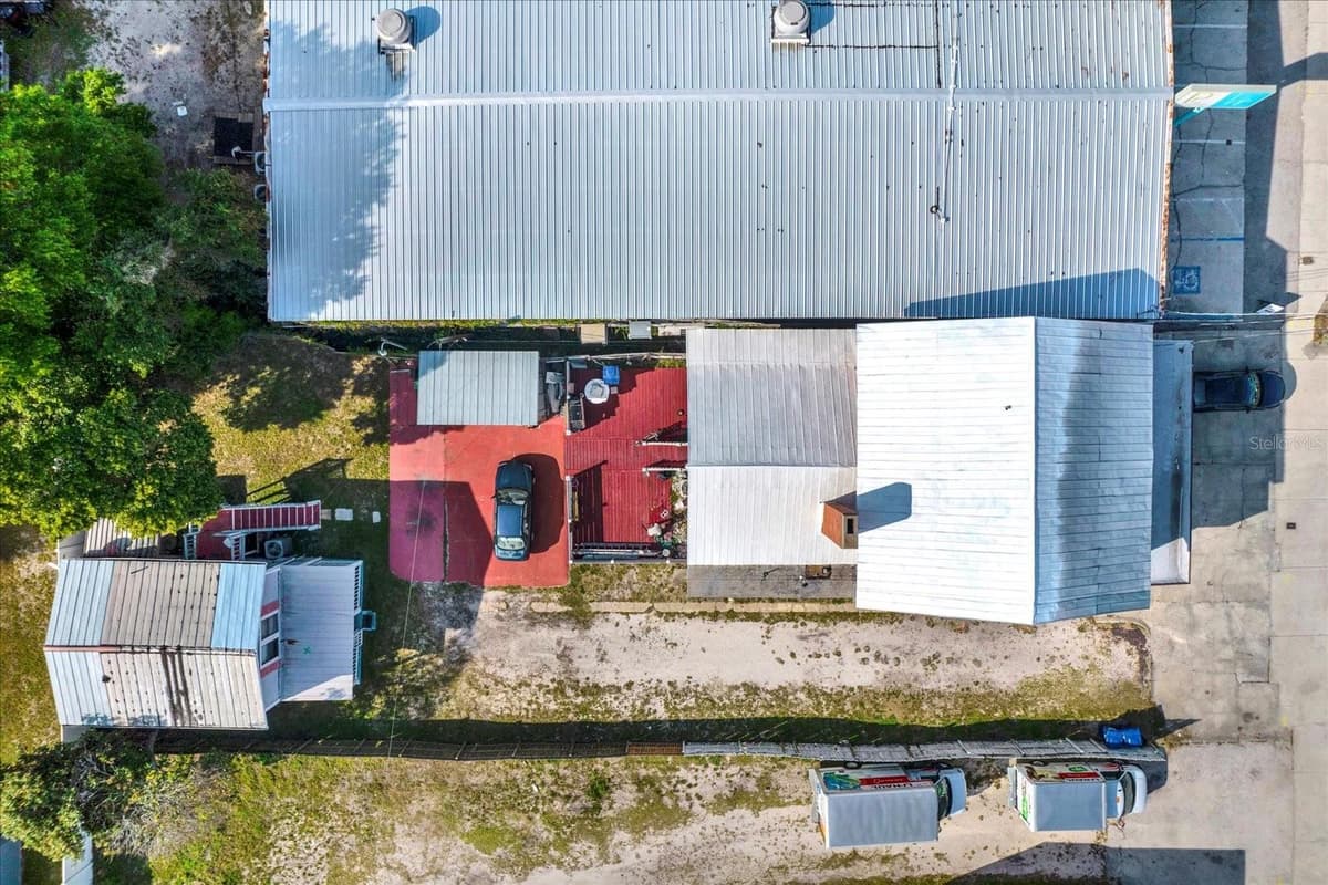 5210 NEBRASKA AVENUE — photo 9 of 24