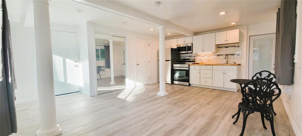 1854 HIGHLAND PARK DRIVE — photo 39 of 52