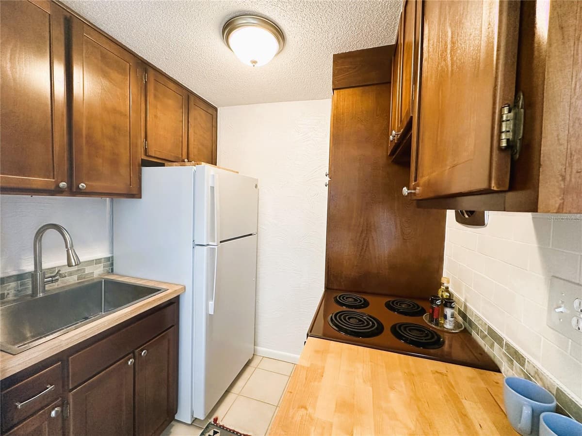 1854 HIGHLAND PARK DRIVE — photo 34 of 52