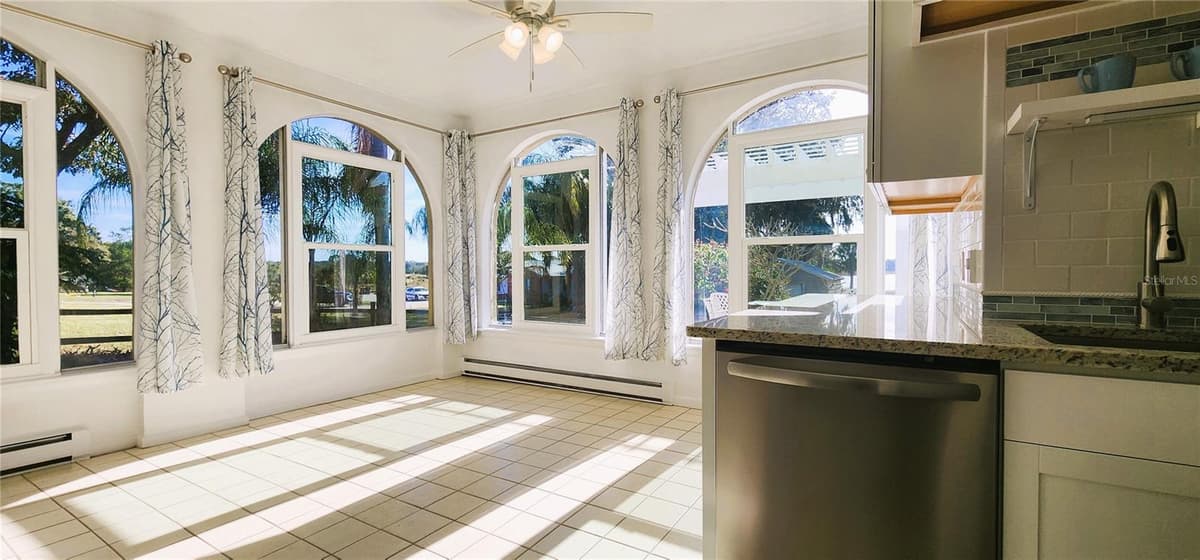 1854 HIGHLAND PARK DRIVE — photo 5 of 52