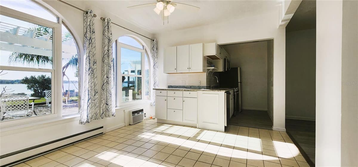 1854 HIGHLAND PARK DRIVE — photo 4 of 52