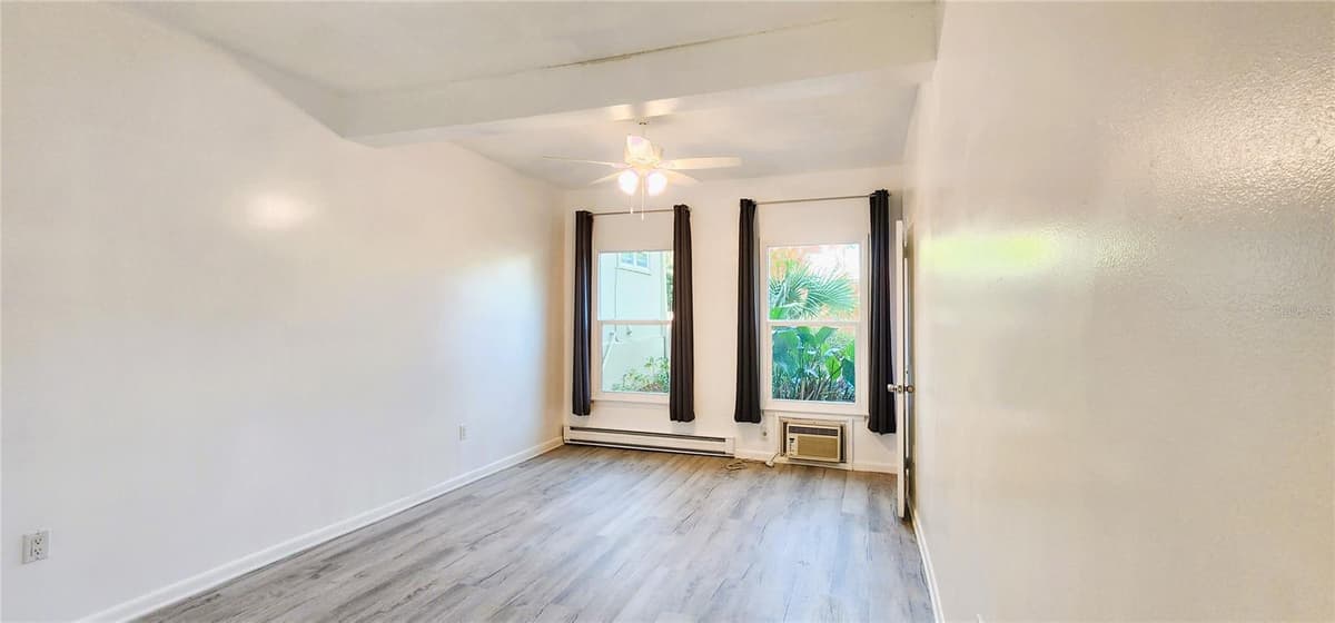 1854 HIGHLAND PARK DRIVE — photo 10 of 52