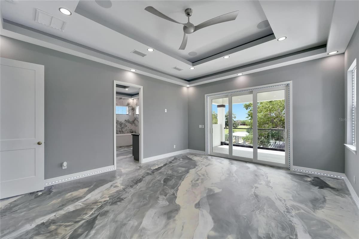 534 ESTUARY SHORE LANE — photo 8 of 93