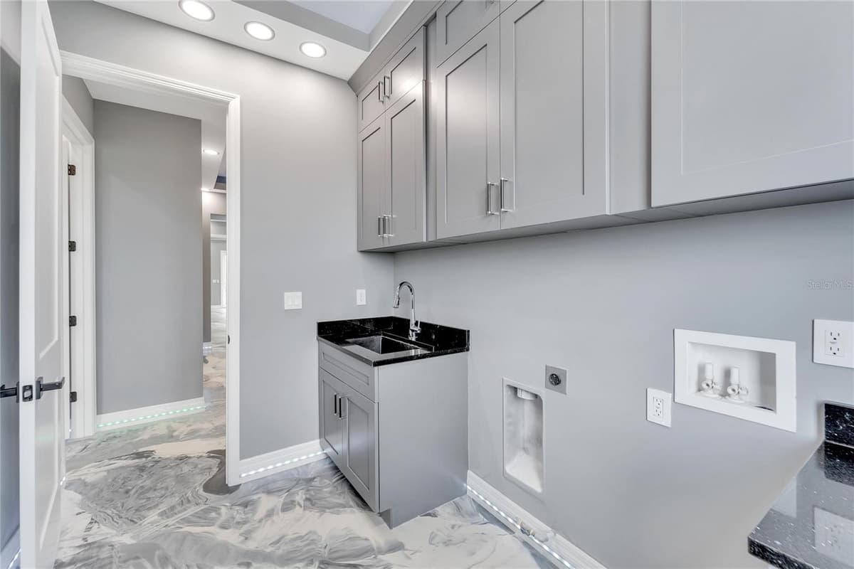 534 ESTUARY SHORE LANE — photo 41 of 93