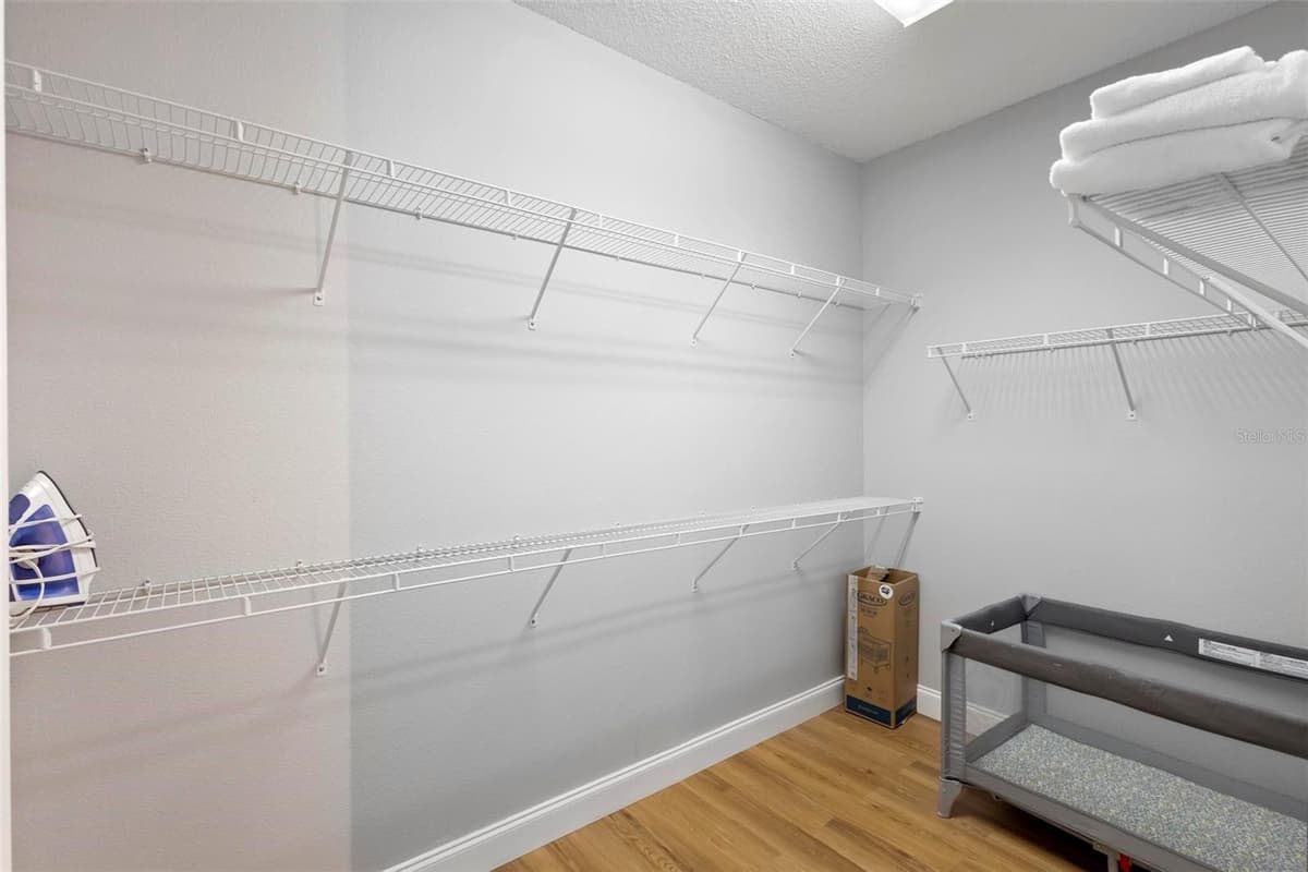 4539 PHILADELPHIA CIRCLE — photo 37 of 46