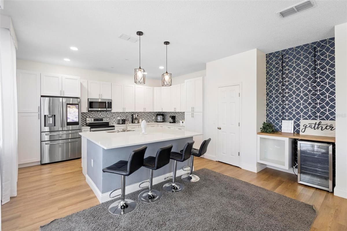 4539 PHILADELPHIA CIRCLE — photo 9 of 46