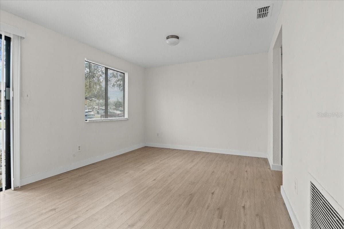 4945 SANOMA VILLAGE — photo 17 of 20
