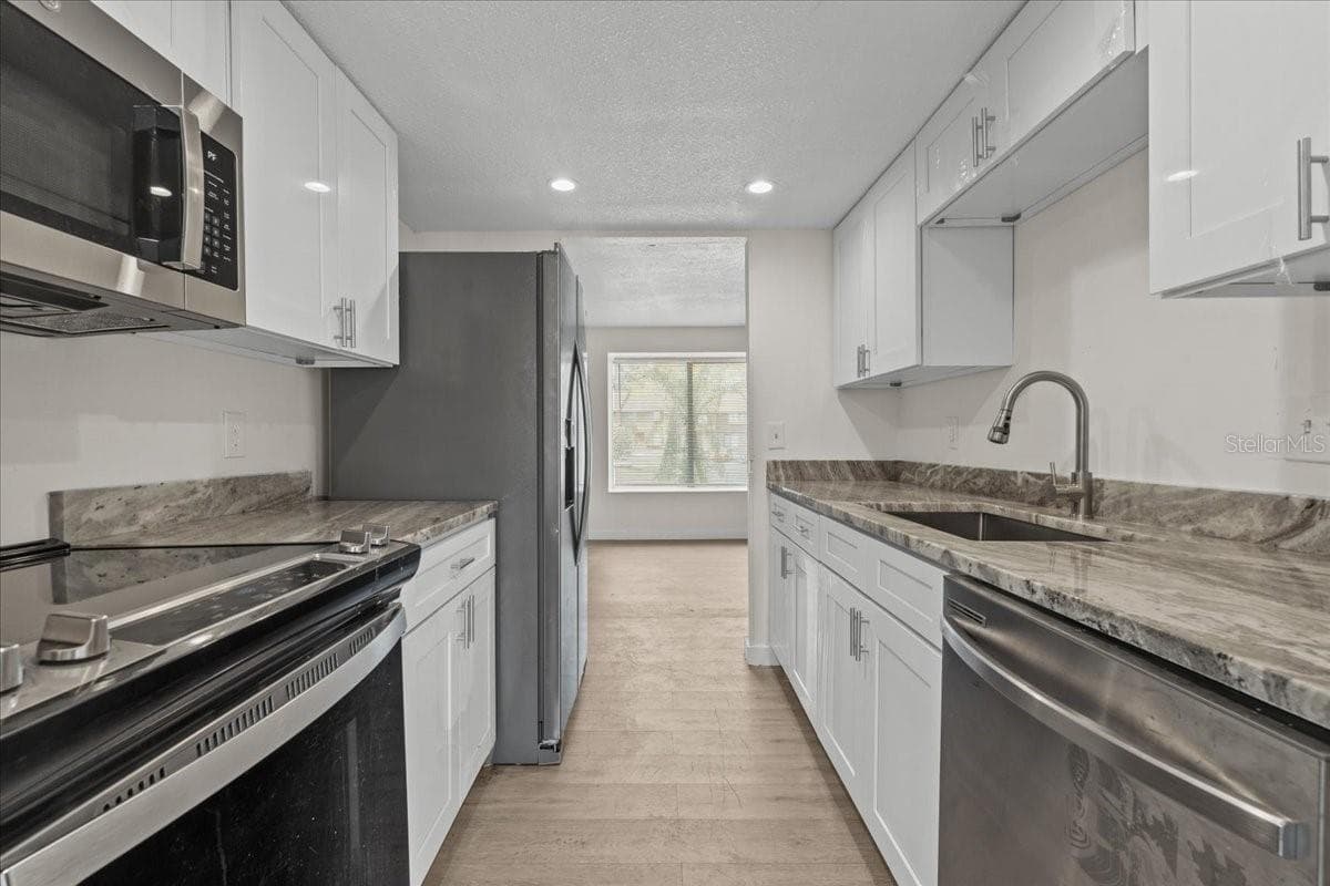 4945 SANOMA VILLAGE — photo 4 of 20