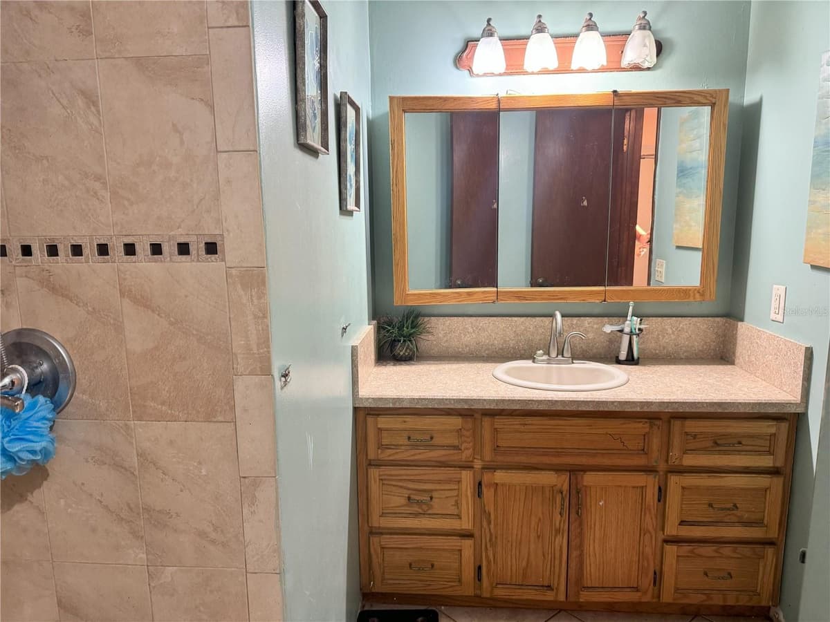 748 MERRIMAC DRIVE — photo 12 of 13
