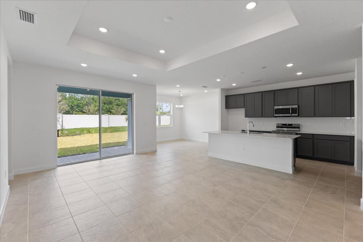 9593 VIBRANT LANE — photo 7 of 15