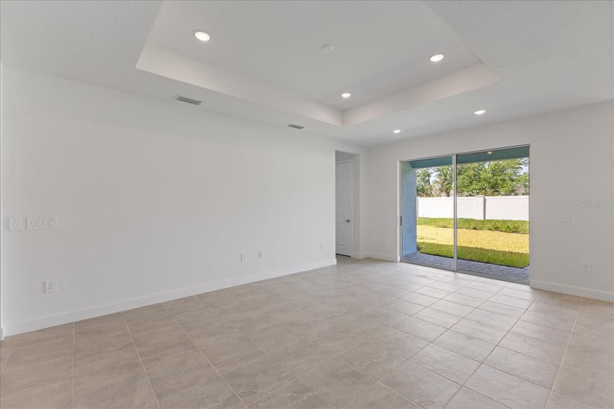 9593 VIBRANT LANE — photo 6 of 15