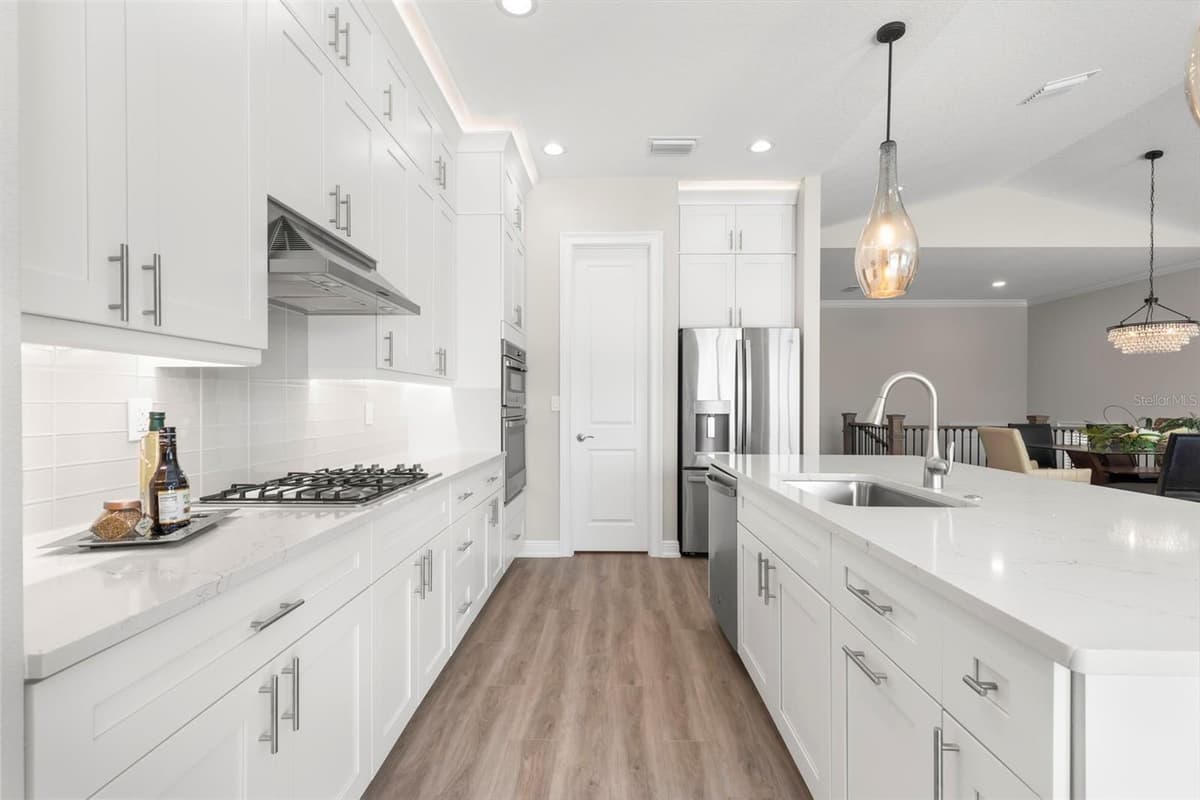 47A BAYVIEW COURT — photo 12 of 47