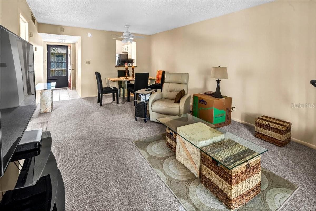11485 OAKHURST ROAD — photo 10 of 28