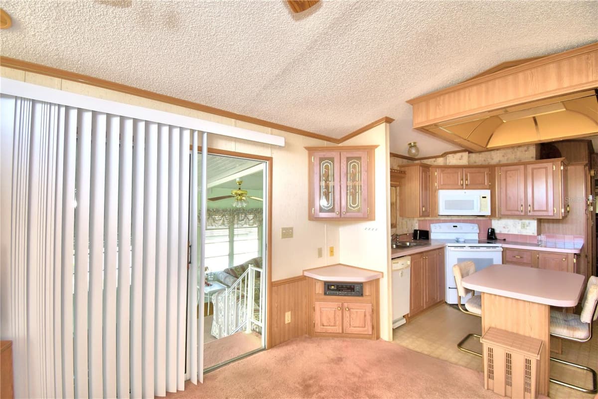 251 PATTERSON ROAD — photo 21 of 47