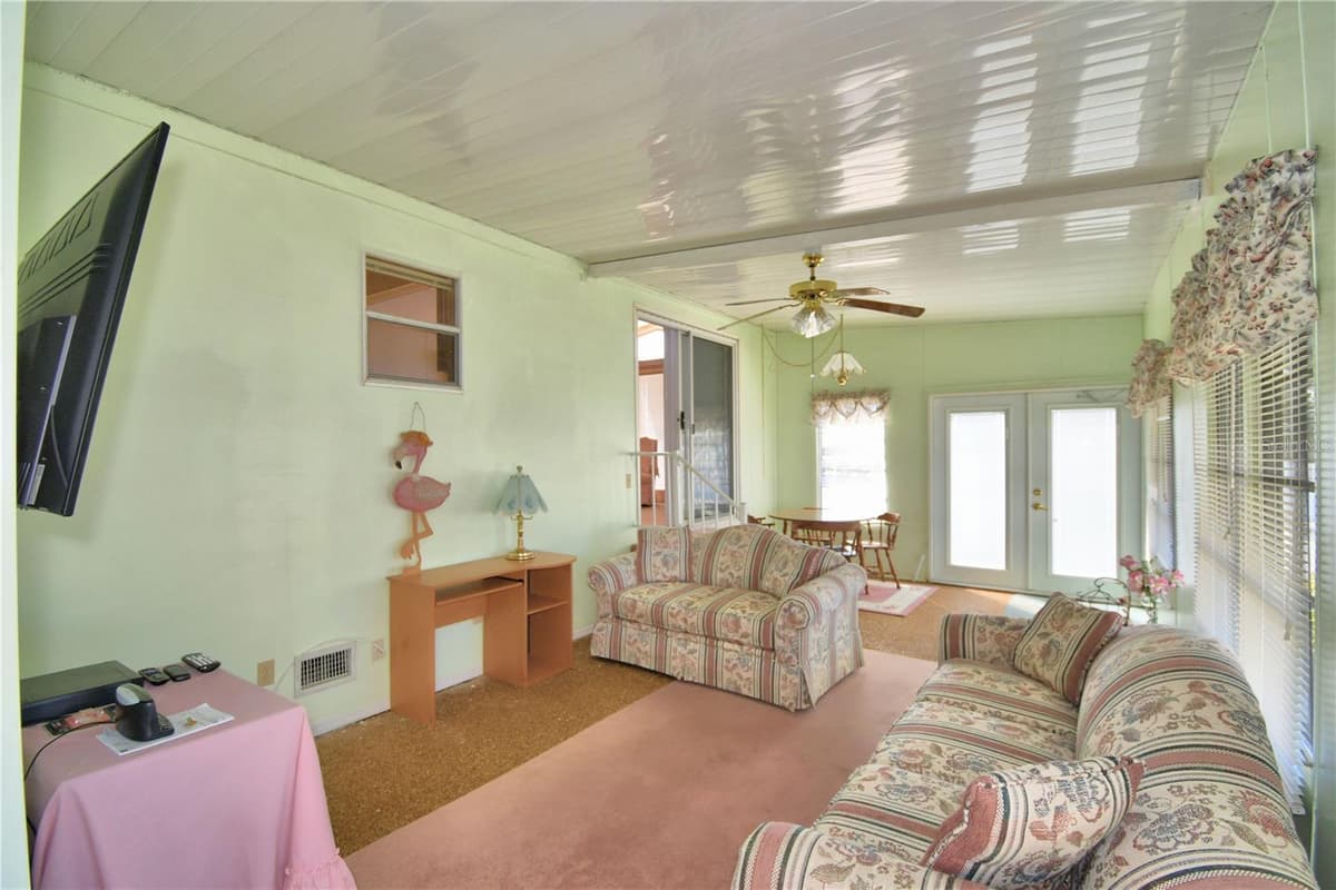 251 PATTERSON ROAD — photo 7 of 47