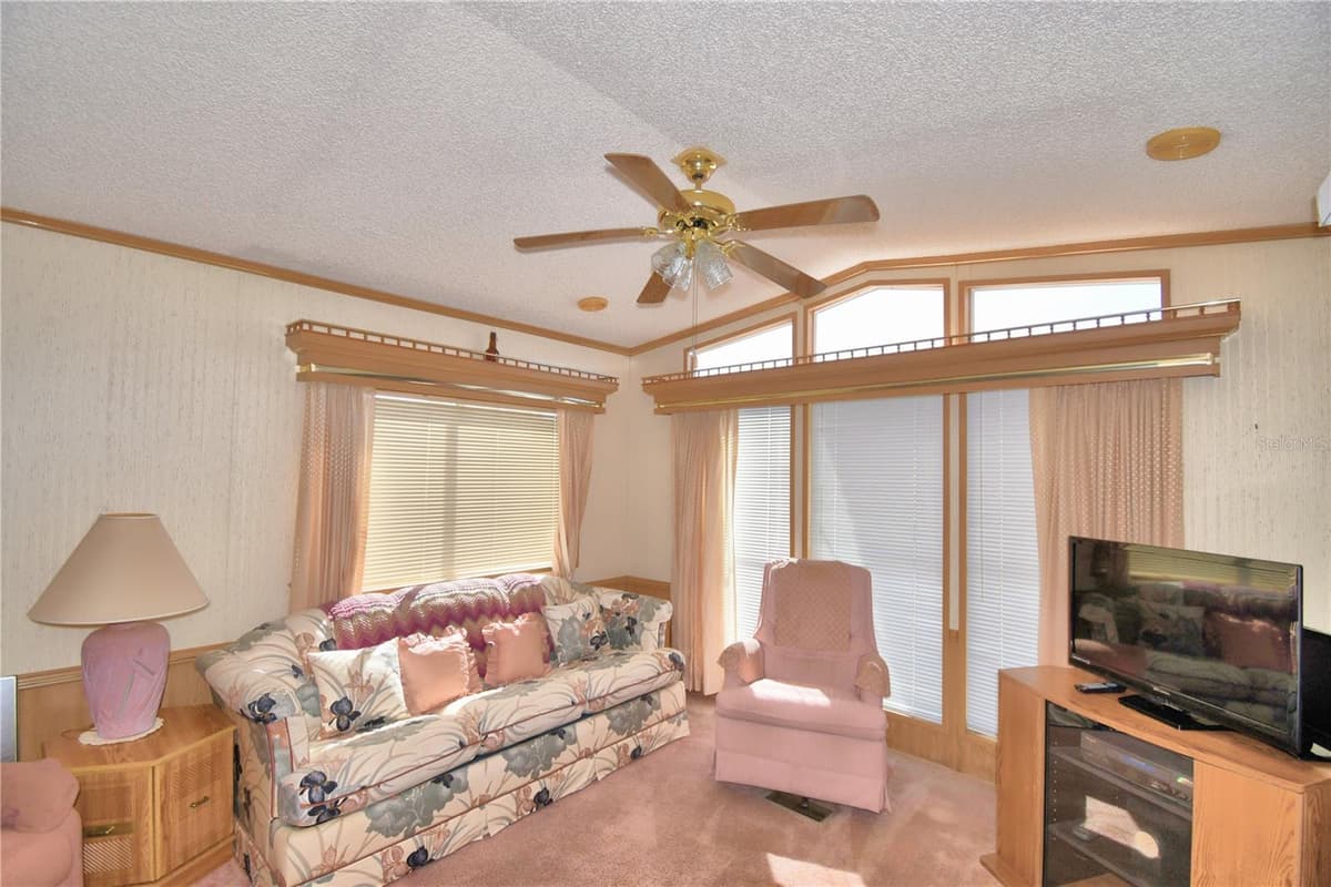 251 PATTERSON ROAD — photo 17 of 47