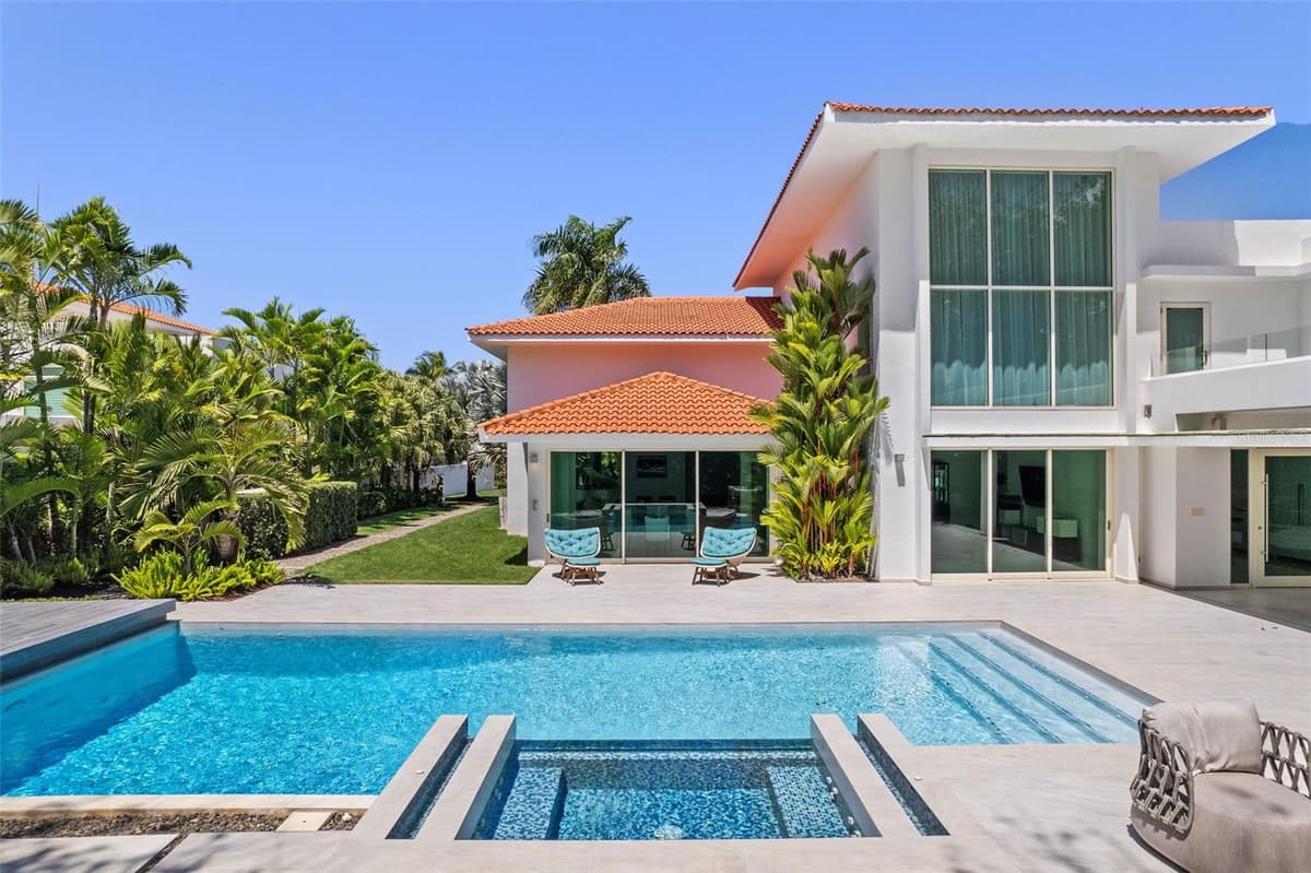 336 DORADO BEACH EAST — photo 4 of 98