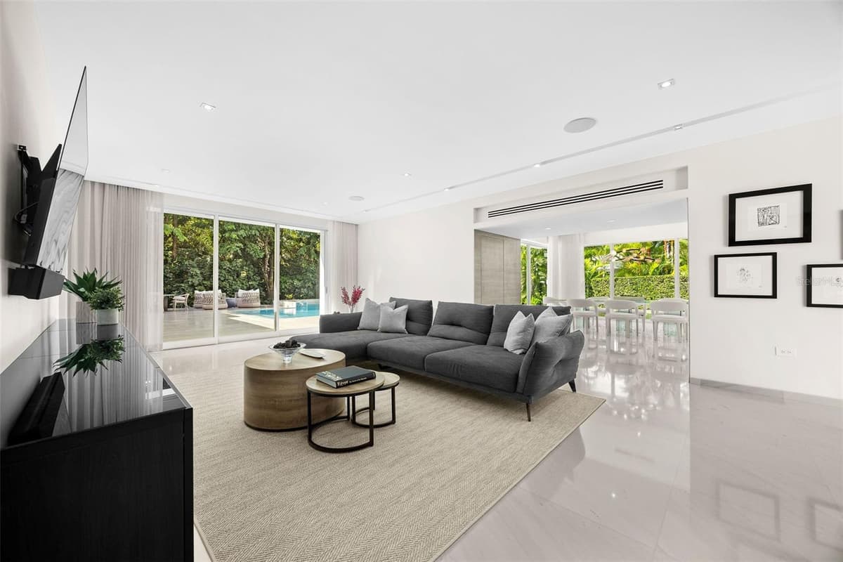 336 DORADO BEACH EAST — photo 22 of 98