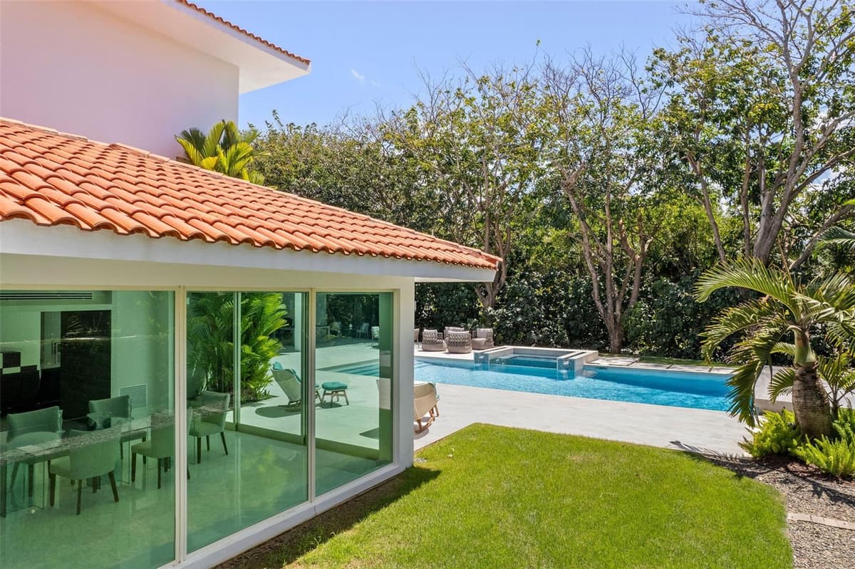 336 DORADO BEACH EAST — photo 85 of 98