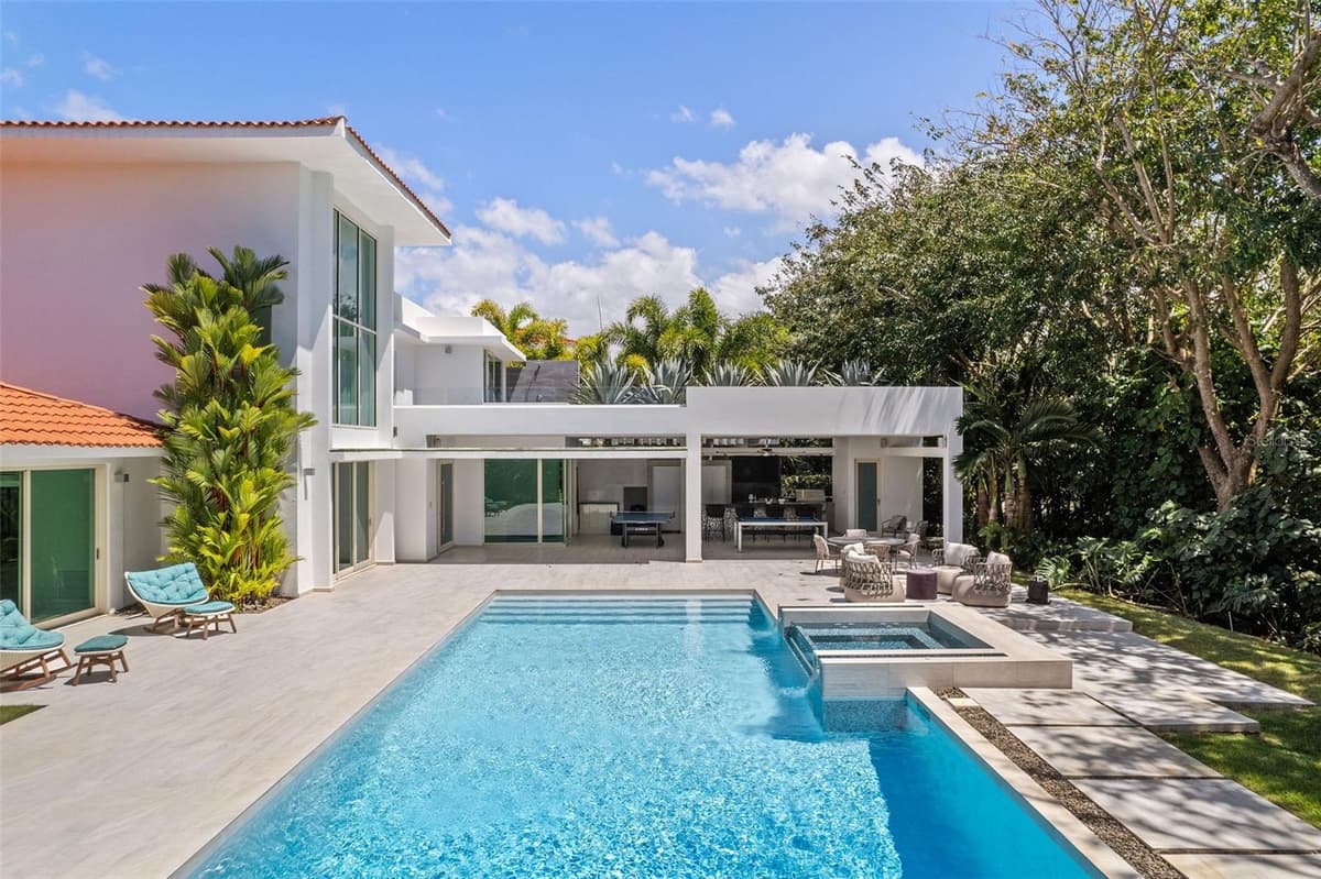 336 DORADO BEACH EAST — photo 86 of 98
