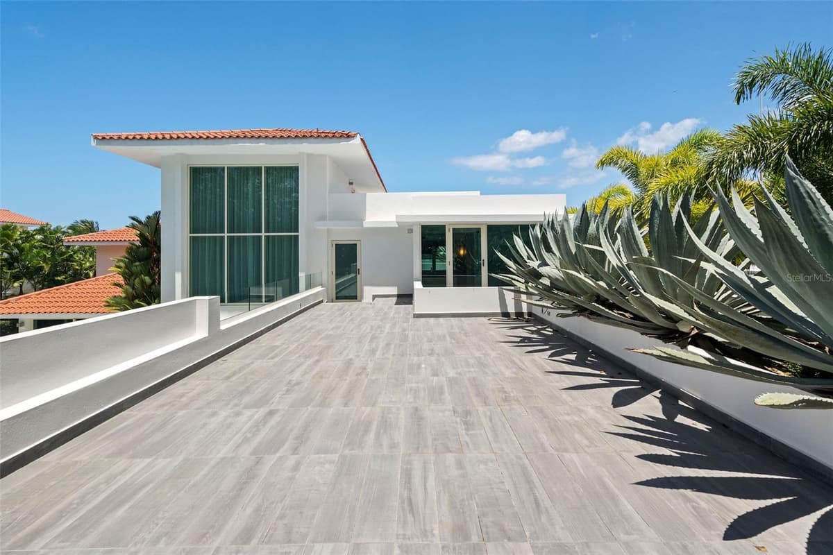 336 DORADO BEACH EAST — photo 67 of 98