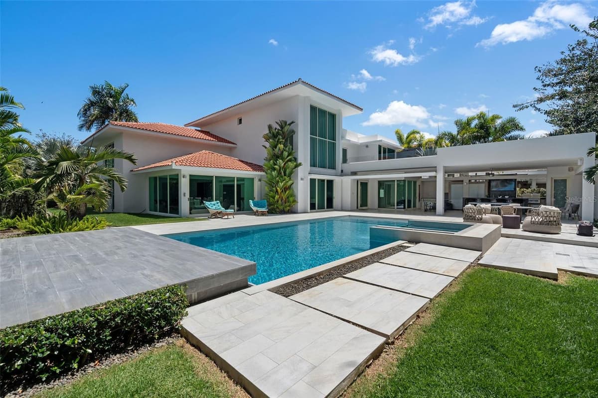 336 DORADO BEACH EAST — photo 3 of 98