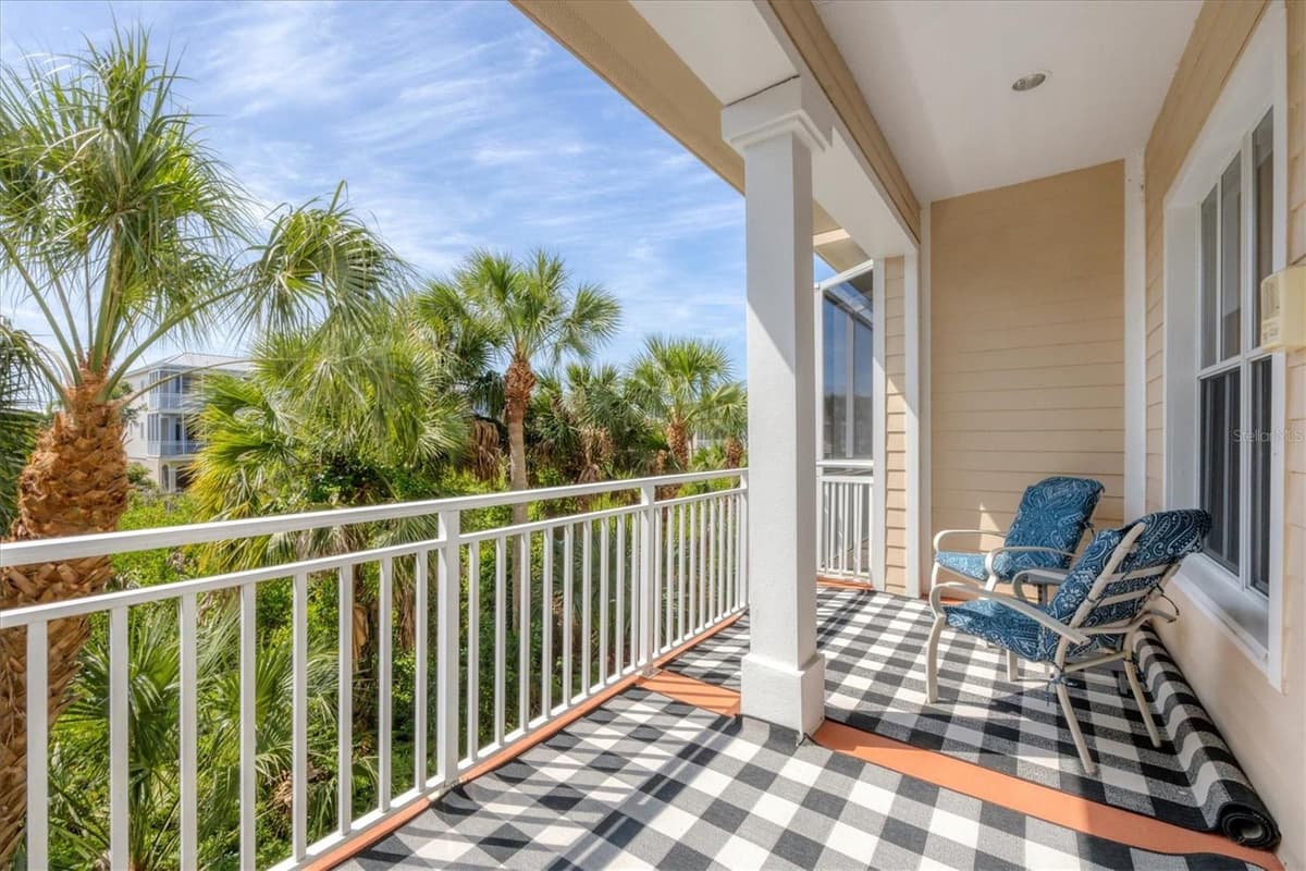 10380 LONGSHORE ROAD — photo 8 of 52