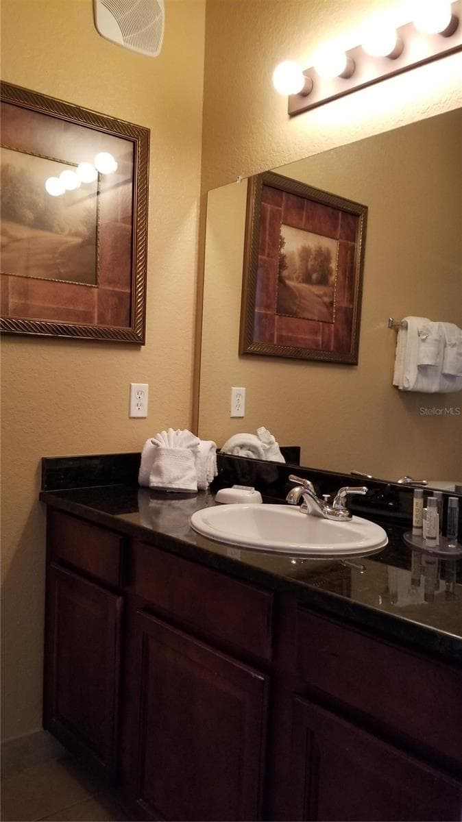 8010 TUSCANY WAY — photo 9 of 27