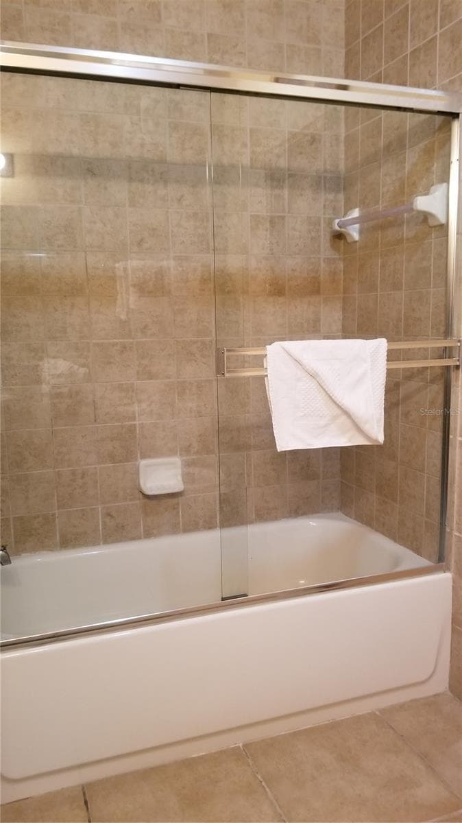 8010 TUSCANY WAY — photo 14 of 27