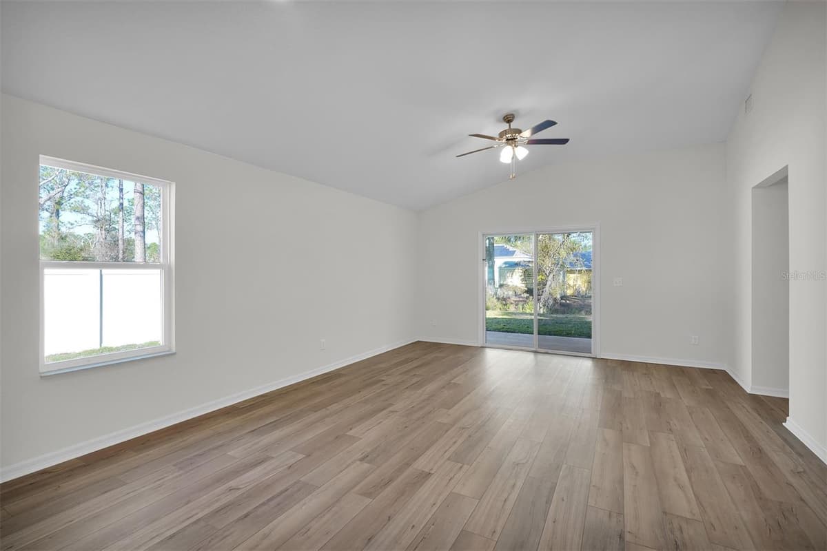 418 MARION OAKS LANE — photo 10 of 20