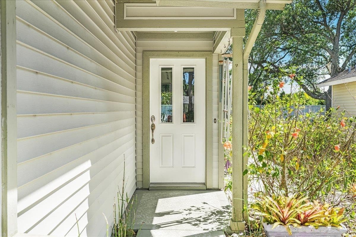 53 BRISTOL LANE — photo 3 of 30