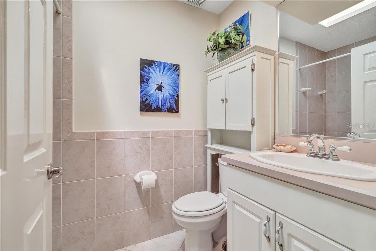 53 BRISTOL LANE — photo 18 of 30