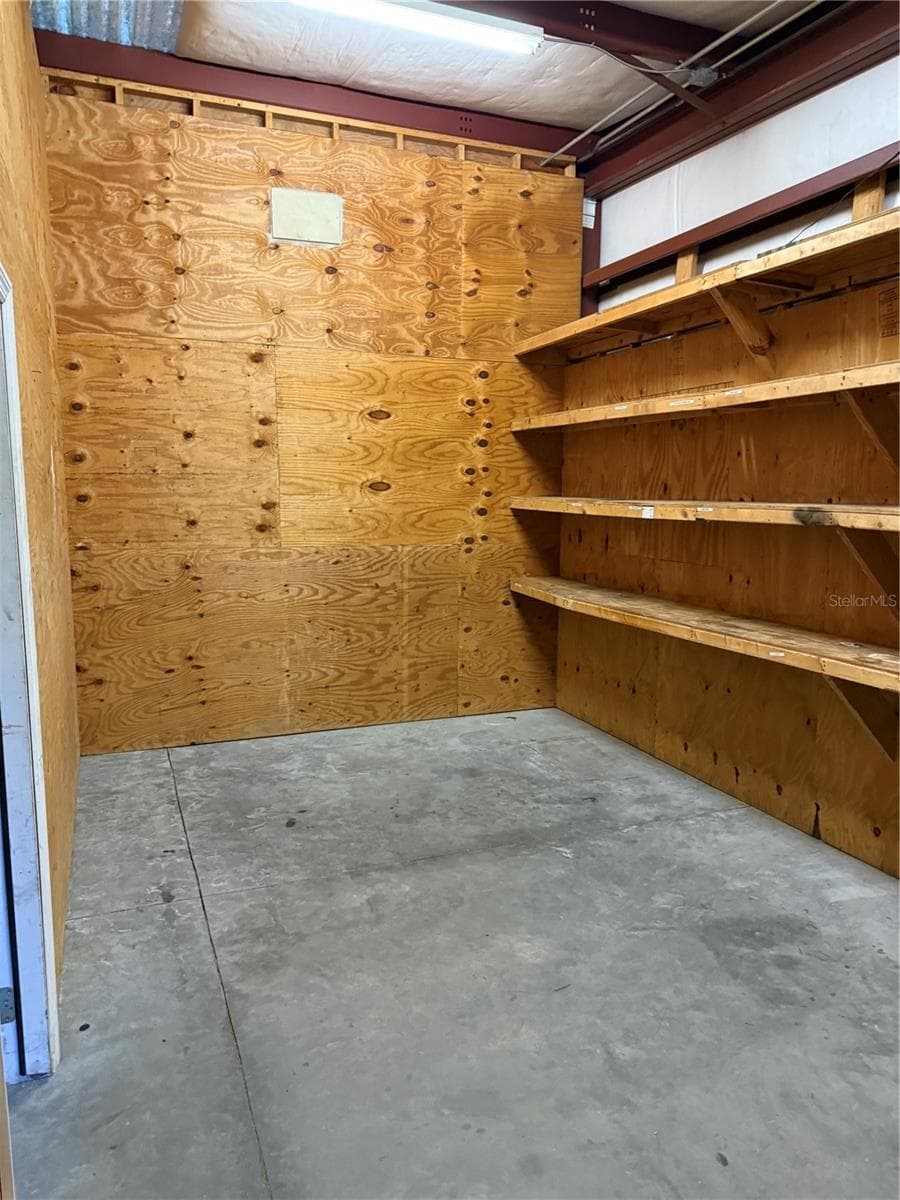 195 WENDELL AVENUE — photo 16 of 21