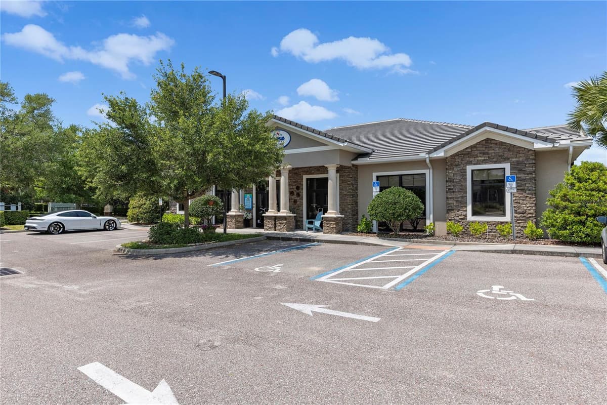 960 INTERNATIONAL PARKWAY — photo 1 of 1