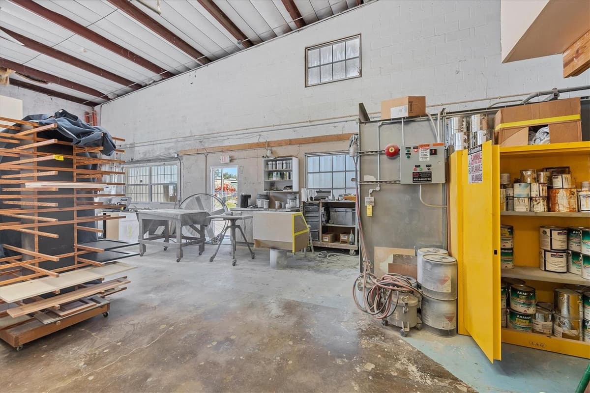 4240 JAMES STREET — photo 12 of 53