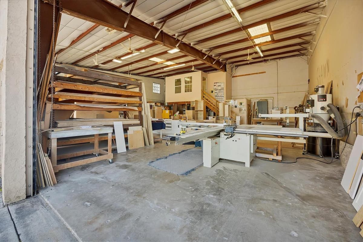 4240 JAMES STREET — photo 7 of 53