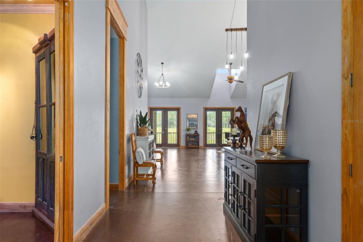 8123 LECANTO HIGHWAY — photo 13 of 99
