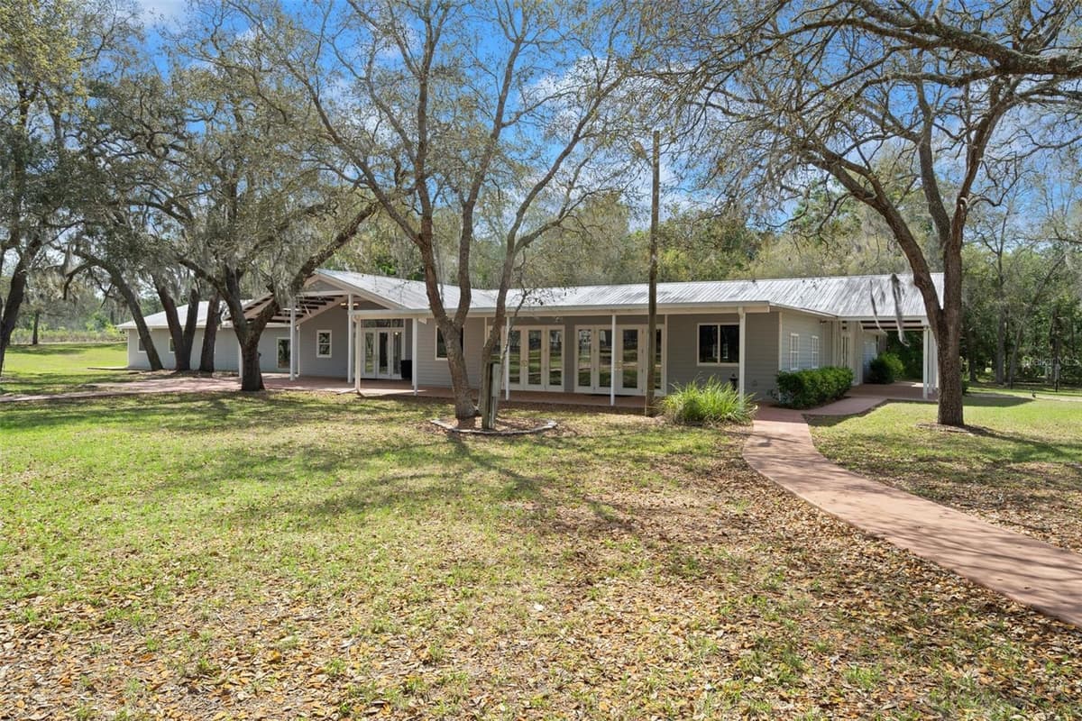 8123 LECANTO HIGHWAY — photo 98 of 99