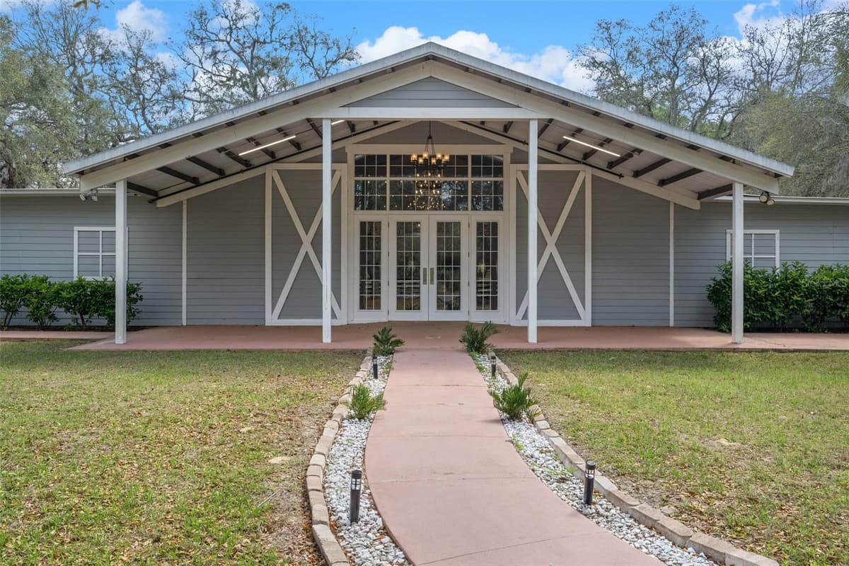 8123 LECANTO HIGHWAY — photo 83 of 99