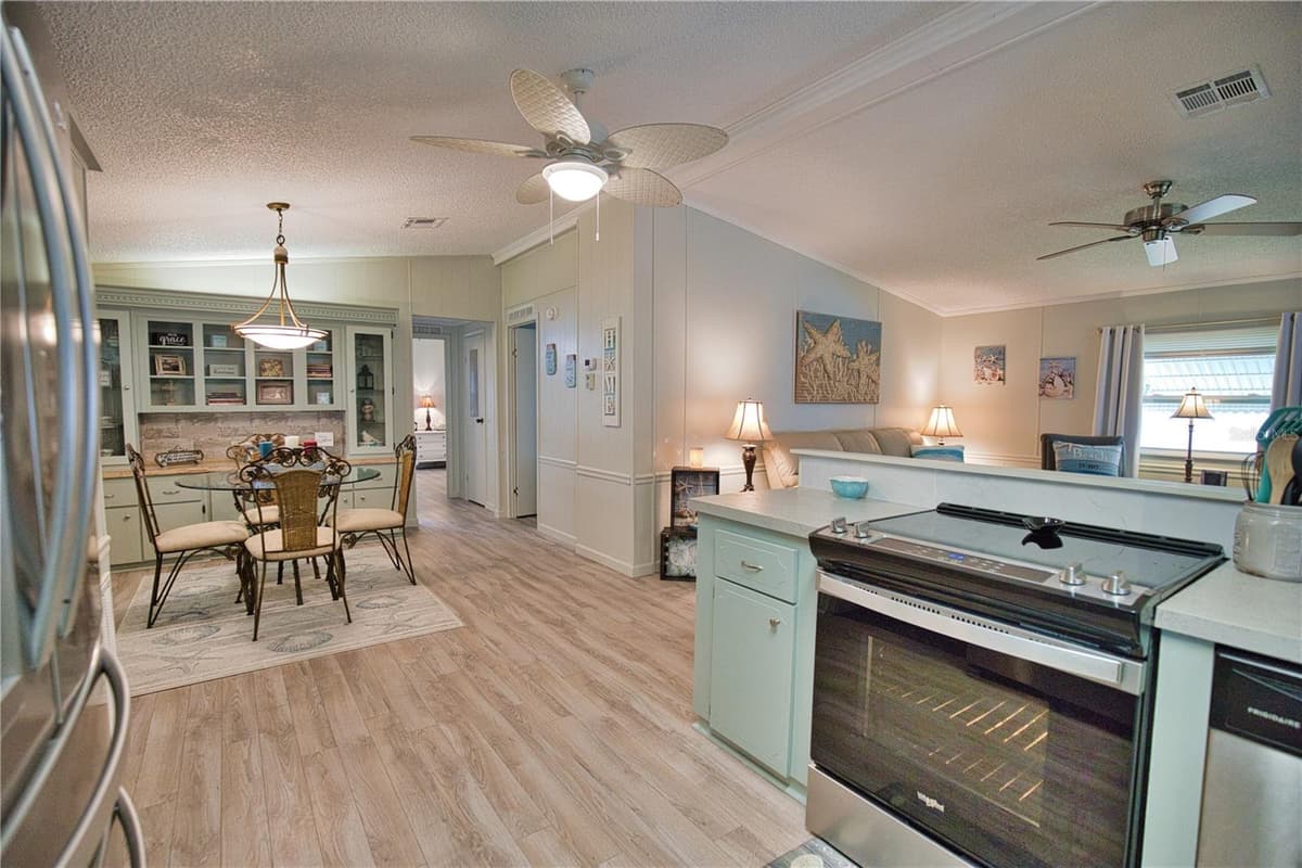 914 IGLESIA DRIVE — photo 16 of 74
