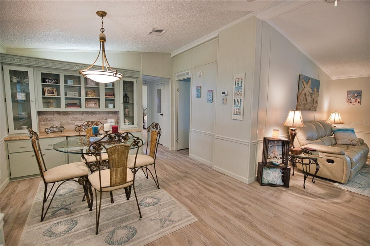 914 IGLESIA DRIVE — photo 15 of 74