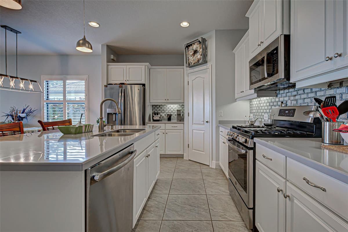 26724 WEISKOPF DRIVE — photo 7 of 30