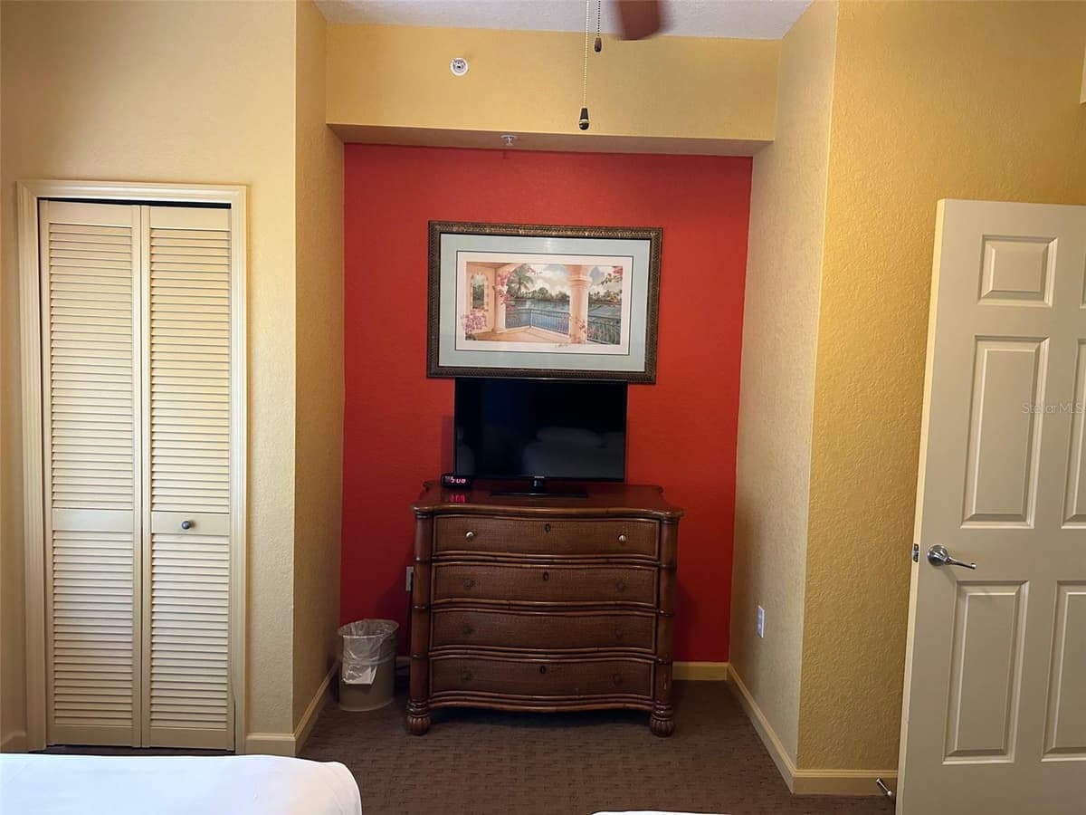 8101 RESORT VILLAGE DRIVE — photo 11 of 24