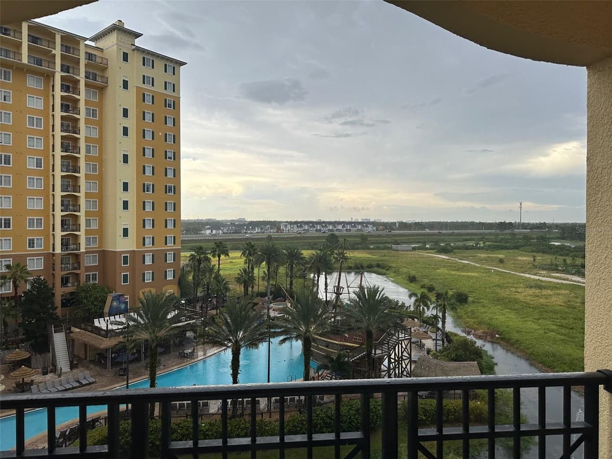 8101 RESORT VILLAGE DRIVE — photo 4 of 24